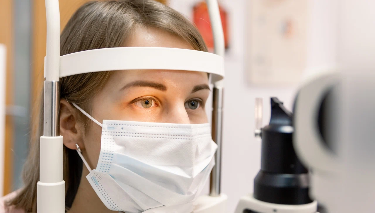 Обследование пациента перед введением инъекций