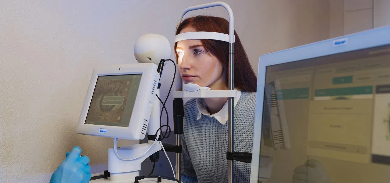 Диагностика зрения в клинике Эксимер